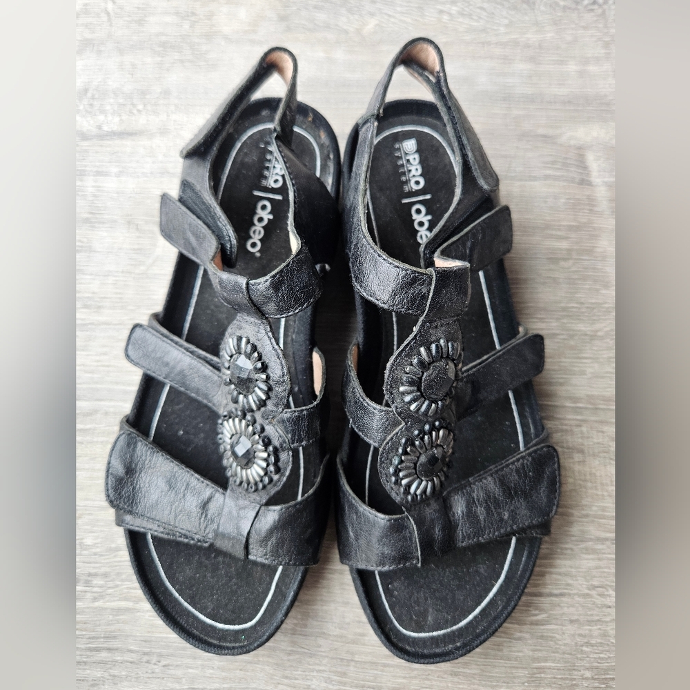 Abeo Gia Sandals, Size 7, Black